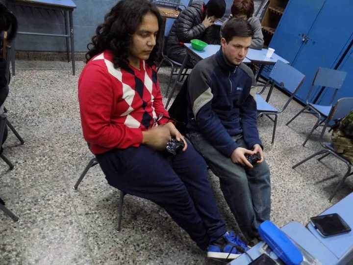 Sala de juegos (5:00 am) 2