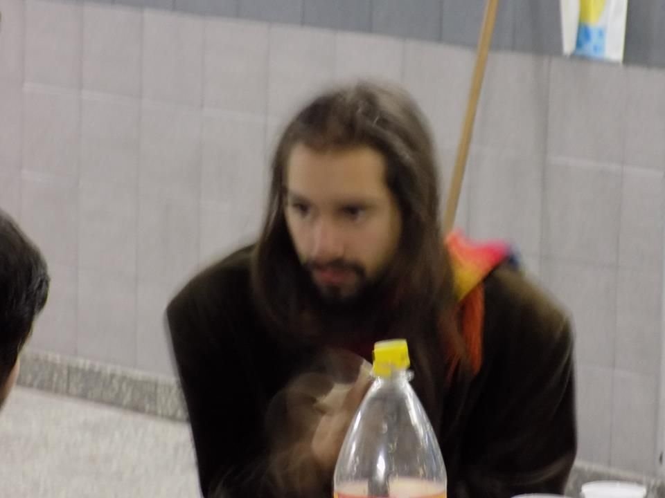 Enfoca la coca, ignora a tom